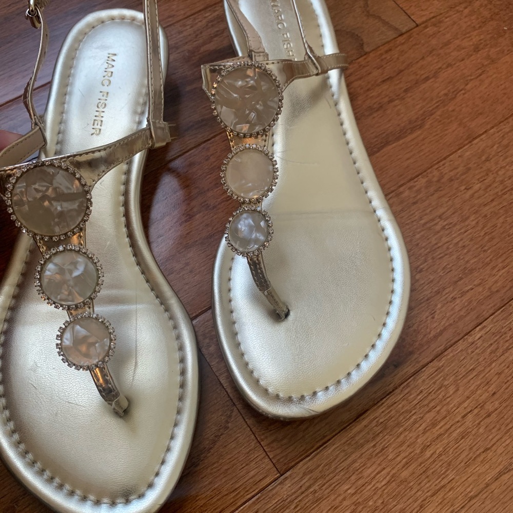 MARC FISHER shell thong sandals